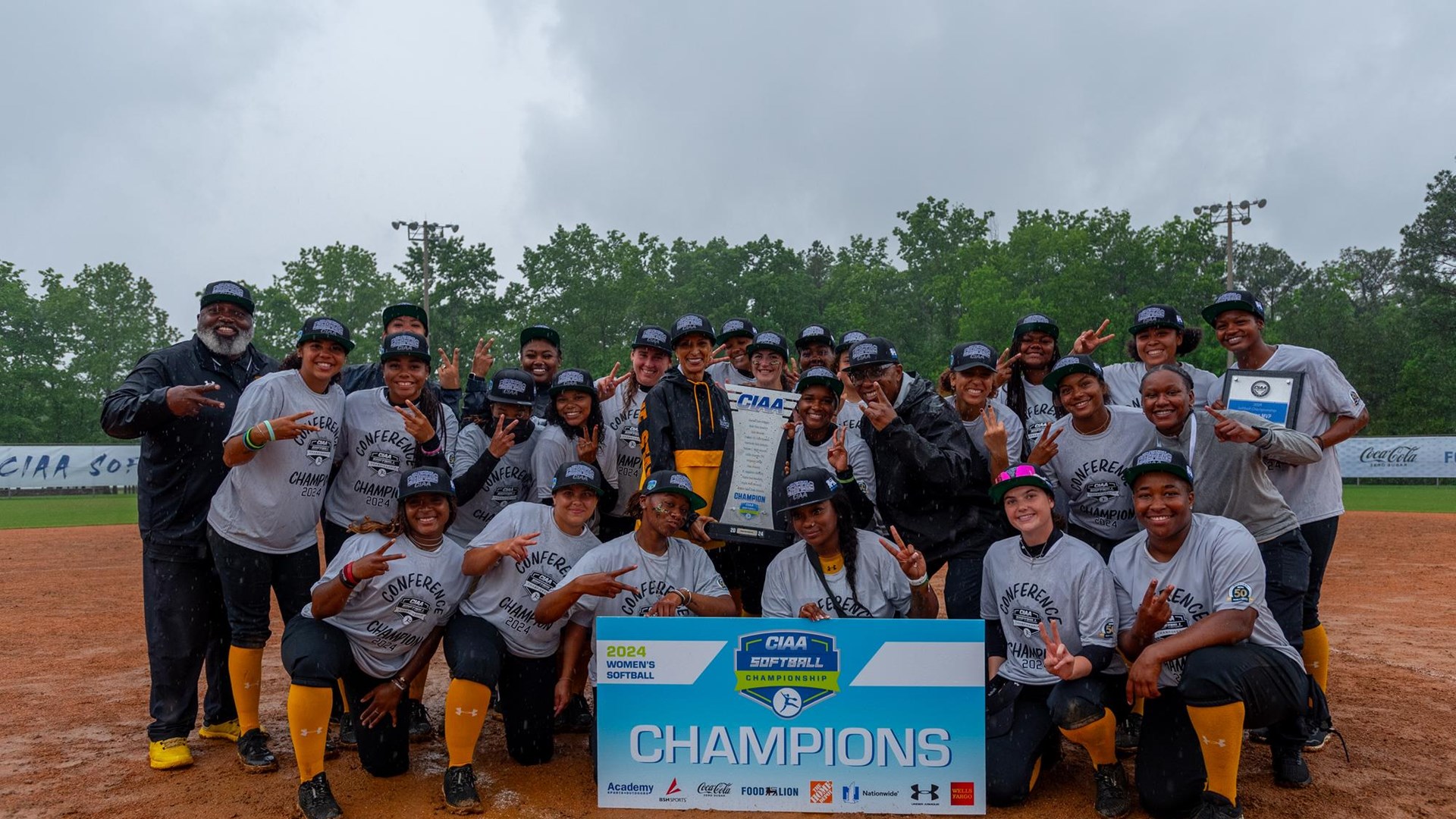 Bowie State Repeats as CIAA Softball Champions with 11-8 Victory Over Claflin